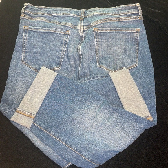 Jean capris - Picture 6 of 6